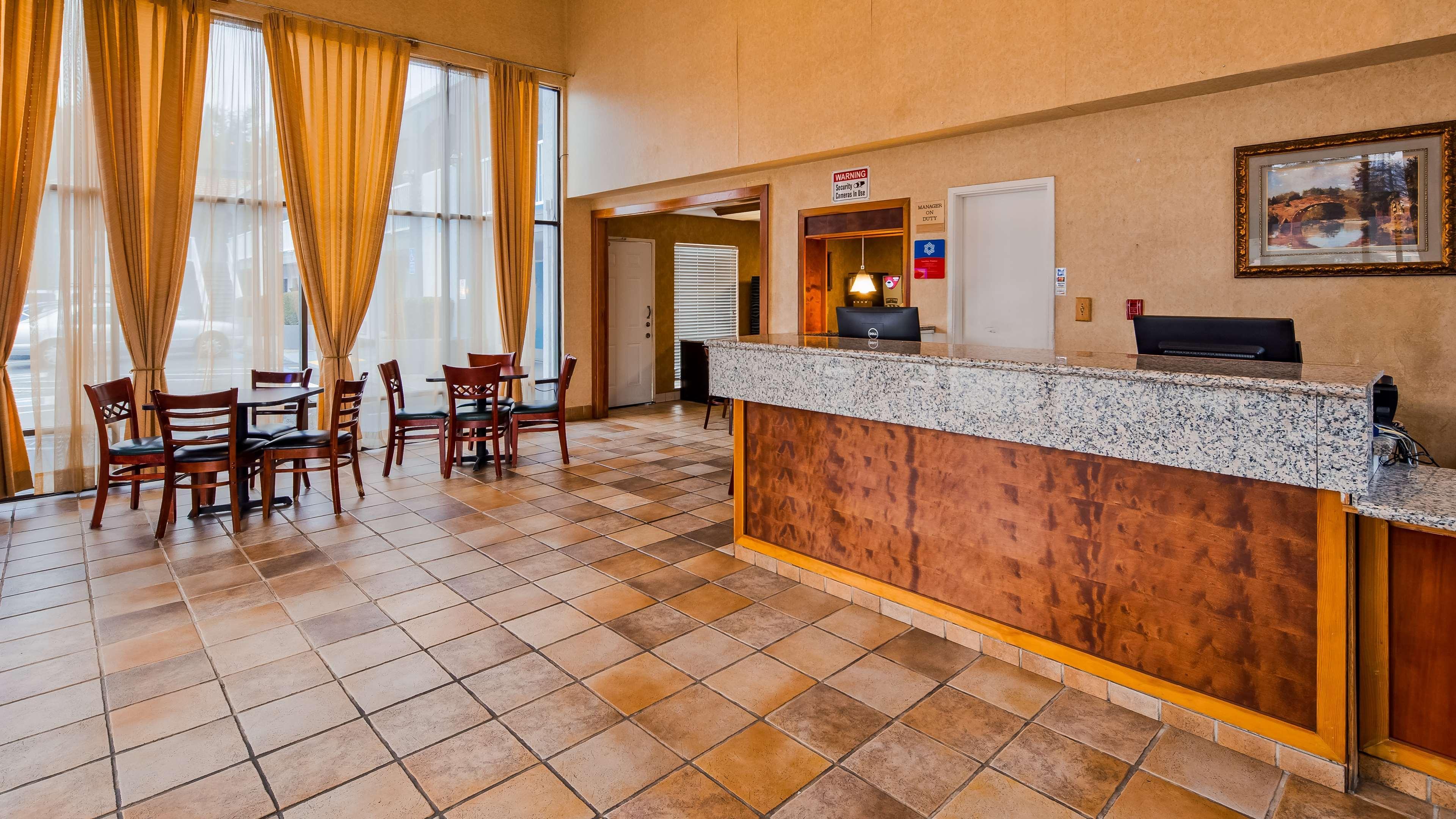 Comfort Inn & Suites Harrisburg-Hershey North Eksteriør billede