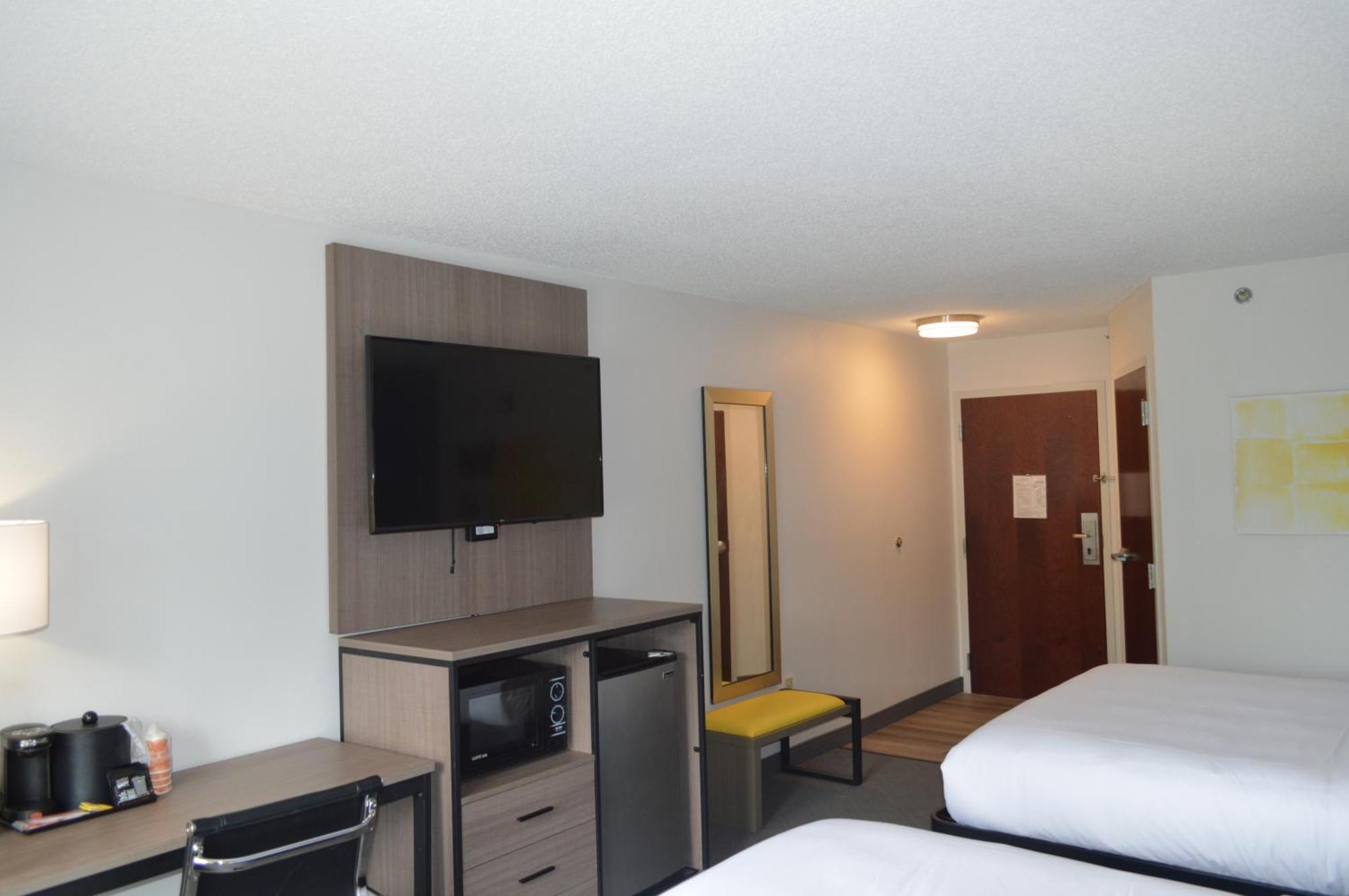 Comfort Inn & Suites Harrisburg-Hershey North Eksteriør billede
