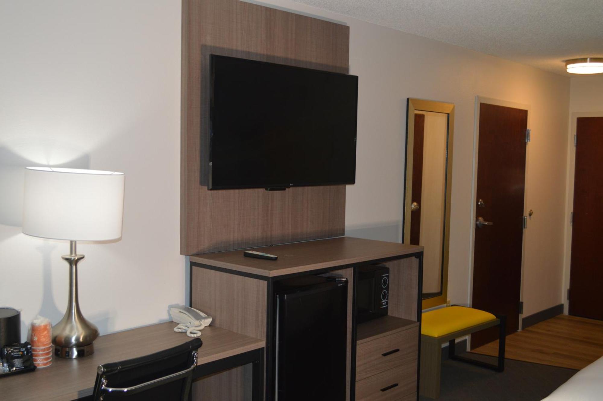 Comfort Inn & Suites Harrisburg-Hershey North Eksteriør billede
