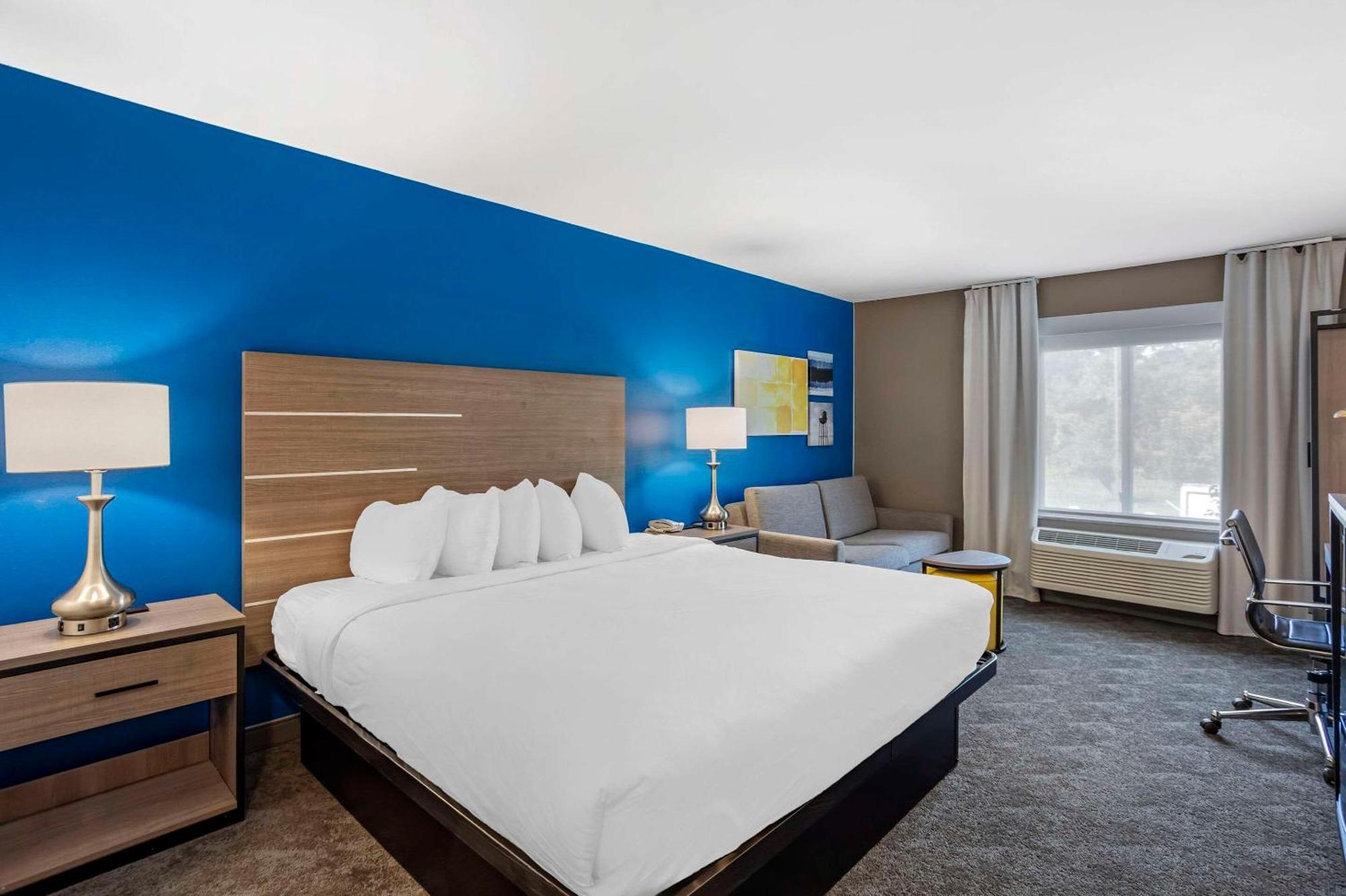 Comfort Inn & Suites Harrisburg-Hershey North Eksteriør billede